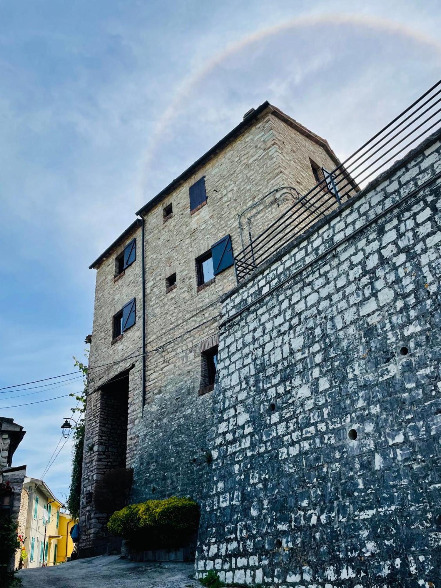 B&B Bivacco Frasassi Climbing & Trail Running House Дженга Екстер'єр фото